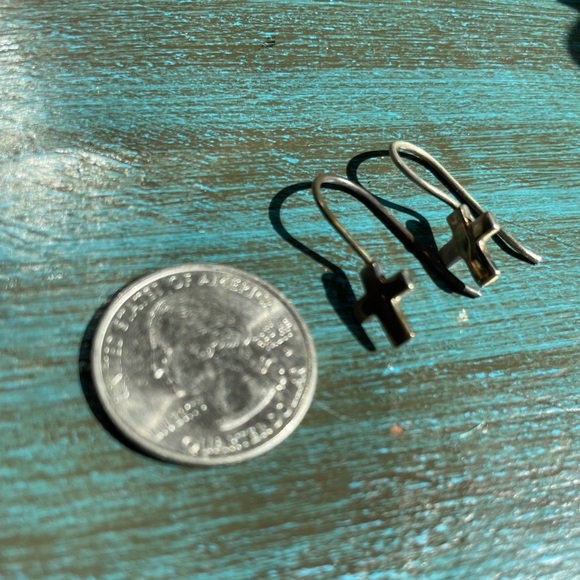 Silpada Silver Cross Dangle Earrings - Picture 3 of 4